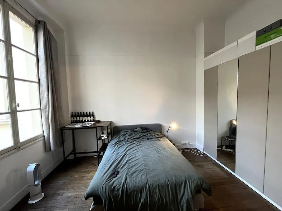 Relou Apartment Paris
